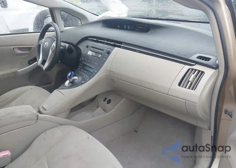 2010 Toyota Prius Iii z USA, uszkodzony, nr VIN JTDKN3DU2A1002661